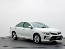 Toyota Camry 2.5 V 2017 Putih