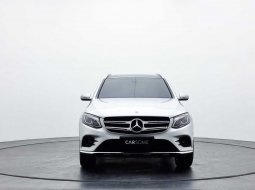 Mercedes-Benz GLC 200 AMG Line 2018 Putih