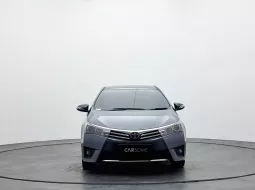 Toyota Corolla Altis V AT 2015 4