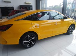 MG 5 GT Magnify 1.5 CVT 2022 Kuning Clearance Sale 3