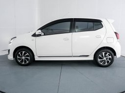 Daihatsu Ayla 1.2L R MT DLX 2018 Putih 3