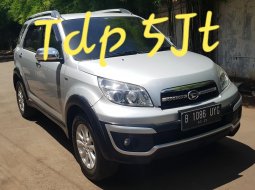 Daihatsu Terios TX 2015 1