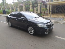 Toyota Camry 2.5 V 2016 Hitam PROMO 2