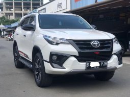 TOYOTA FORTUNER VRZ TRD AT PUTIH 2019 HARGA TERMURAH!! 2