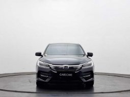 Honda Accord 2.4 VTi-L 2018 Hitam 2