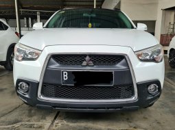 Mitsubishi Outlander PX 2.0 AT ( Matic ) 2012 Putih Km Low 105rban Siap Pakai