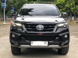 Toyota Fortuner 2.4 VRZ AT 2017 DISKON!! 2