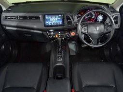 Honda HRV E SE AT 2021 Abu Abu 8