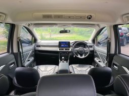 Mitsubishi Xpander Ultimate A/T 2022 Silver 7