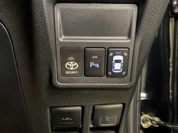  2018 Toyota KIJANG INNOVA REBORN V 2.4 17