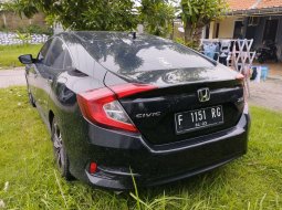 Jual mobil Honda Civic 1.5 Vtech Turbo Matic 2018 6