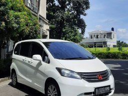 Promo Honda Freed murah 8