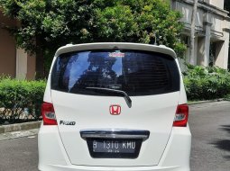 Honda Freed PSD 2012 Putih teristimewa 4