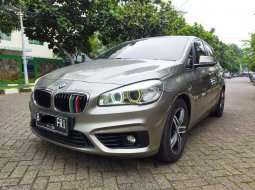 BMW 2 Series 218i 2015 Silver 2