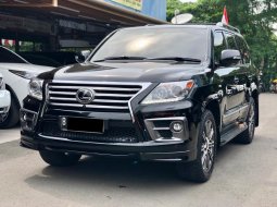 Lexus LX 570 2010 Hitam 2