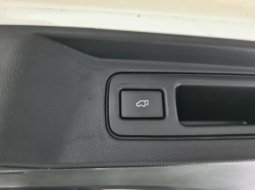 Toyota Fortuner VRZ 2.4 Diesel AT ( Matic ) 2017 Putih Km 40rban  Siap Pakai 11