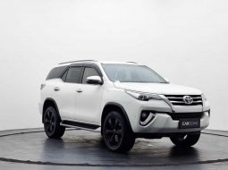 Toyota Fortuner 2.4 VRZ AT 2018 1