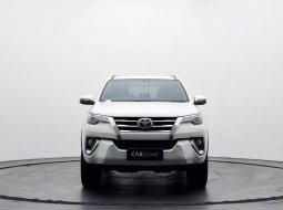 Toyota Fortuner 2.4 VRZ AT 2018 4