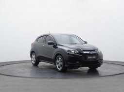 Honda HR-V E 2017 Hitam 1