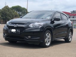 Honda HR-V 1.5L E CVT 2017 KM LOW 3