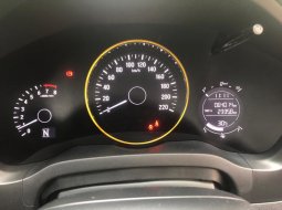 Honda HR-V 1.5L E CVT 2017 KM LOW 7