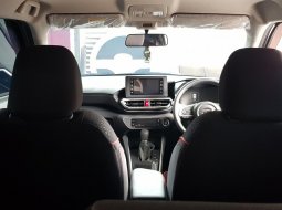 Daihatsu Rocky 1.2 X A/T ( Matic ) 2022 Abu2 Km 4rban Mulus Siap Pakai Good Condition 5