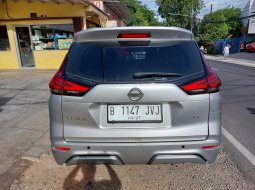 Nissan Livina VL AT 2019 Silver MPV Murah 9