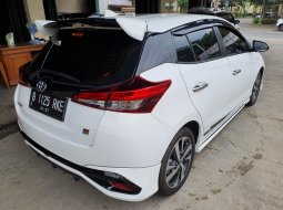 Toyota Yaris New  GR Sport CVT 2022 Putih 3