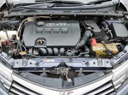  2015 Toyota COROLLA ALTIS V 1.8 21