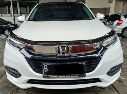 Honda HRV Prestige 1.8 AT ( Matic ) 2021 Putih Km low 20rban Siap Pakai 1