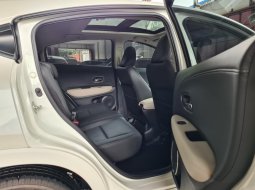 Honda HRV Prestige 1.8 AT ( Matic ) 2021 Putih Km low 20rban Siap Pakai 9
