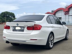 BMW 3 Series 328i 2014 Harga Special 6
