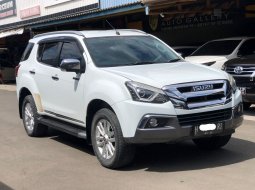 Isuzu MU-X Premiere 2017 Harga Special 2