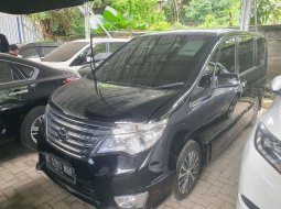 Nissan Serena 2.0 HWS AT 2017 1