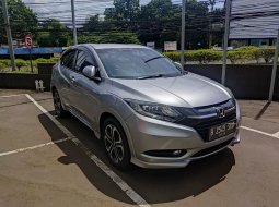 Honda HRV 1.8 E JBL AT 2016 1