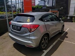 Honda HRV 1.8 E JBL AT 2016 4