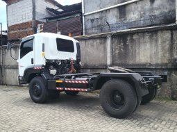 MULUS+banbaru MURAH Isuzu Giga engkel GVR34H tractor head trailer 2019 4