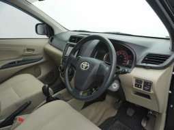 Toyota Avanza E 2013 9