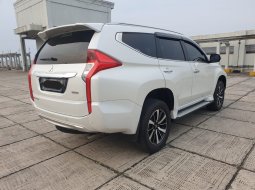 Mitsubishi Pajero Sport Dakar 2.4 Automatic 2018 Putih 5