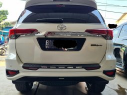 Toyota Fortuner VRZ TRD 2.4 Diesel AT ( Matic ) 2020 Putih Km Low 15rban Good Condition Siap Pakai 6