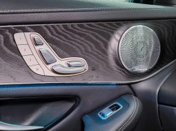 Mercedes-Benz GLC 200 AMG NIGHT EDITION 2.0 2019 8