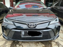 Toyota Altis V 1.8 AT ( Matic ) 2020 Hitam Km low 26rban Good Condition Siap Pakai