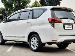 Toyota Kijang Innova 2.0 G MPV Bensin AT 2016 Putih DP 13,9 Jt No Pol Genap 9