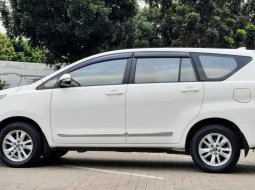 Toyota Kijang Innova 2.0 G MPV Bensin AT 2016 Putih DP 13,9 Jt No Pol Genap 6