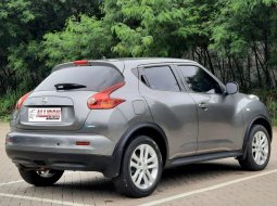 Nissan Juke 1.5 RX SUV AT 2011 Abu Abu Dp 22,9 Jt No Pol Genap 3