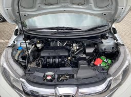 Honda CR-V 1.5L Turbo Prestige 11