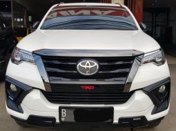 Toyota Fortuner TRD Matic Diesel 2020 Putih Km 15rban Mulus Siap Pakai Good Condition
