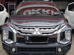 Mitsubishi Xpander Cross Premium Rockford Black Edition A/T ( Matic ) 2021 Abu2 Km 17rban