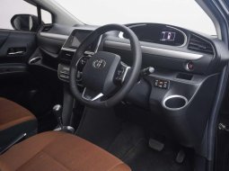 Toyota Sienta Q CVT 2016 3