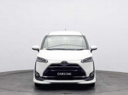 Toyota Sienta Q 2017 2